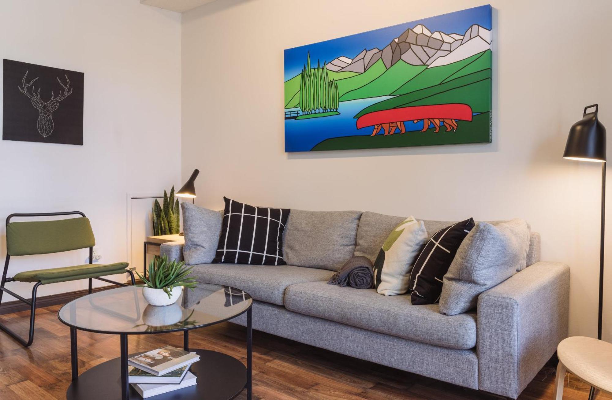Grassihaus Mountain Getaway Appartement Canmore Buitenkant foto